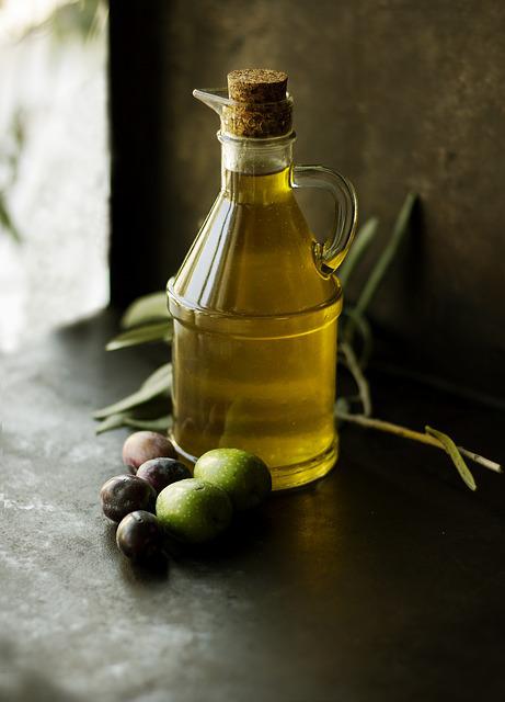 olive-oil-ge5747c7a8_640.jpg